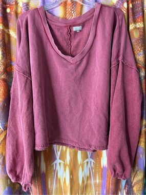 true craft v neck long sleeve